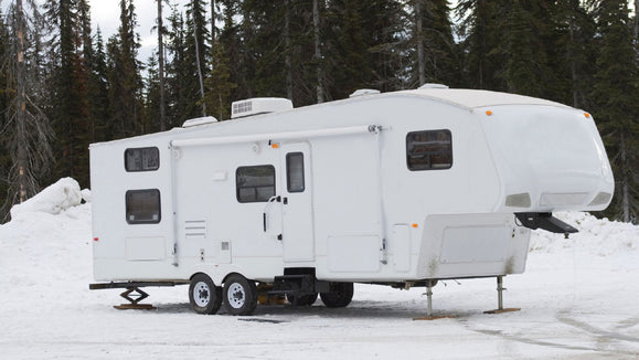 RV WINTER STORAGE: ULTIMATE GUIDE TO TRAVEL TRAILER WINTER STORAGE