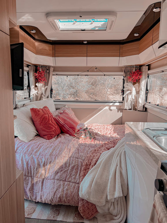 Family Travel Trailer Layout Guide | Best Floor Plans & Bunkhouses