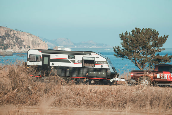 Overland Trailers: The Complete Guide to Choosing the Best Off-Grid Adventure Trailer