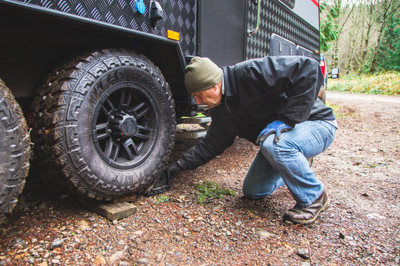 RV Tire Valve Stem Guide: Inspection and Replacement