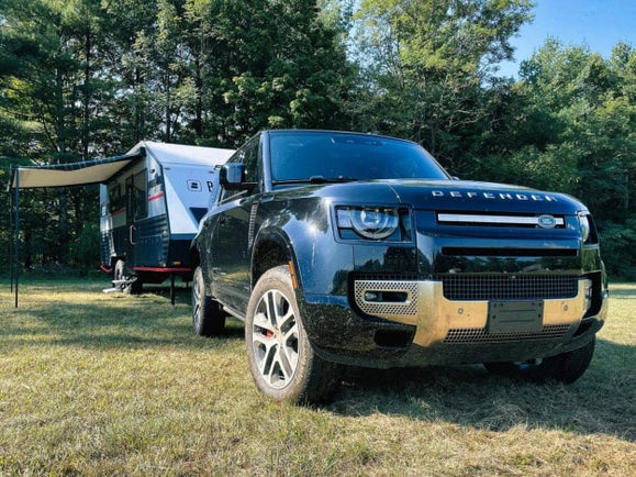 PULLING A BLACK SERIES HQ19 WITH A NEW GENERATION DEFENDER 110