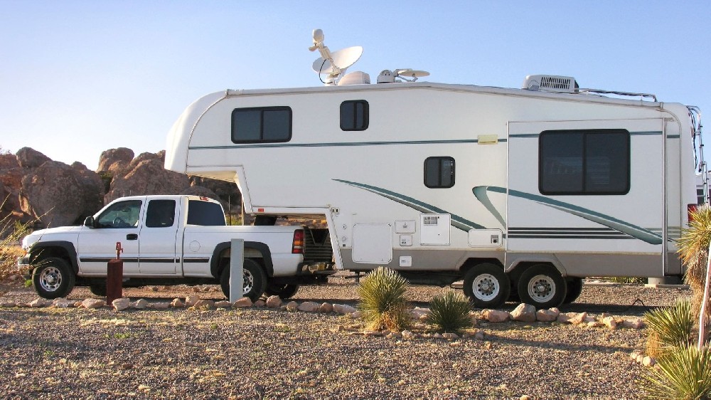 How Much Does a Travel Trailer Cost: Average Prices & Factors