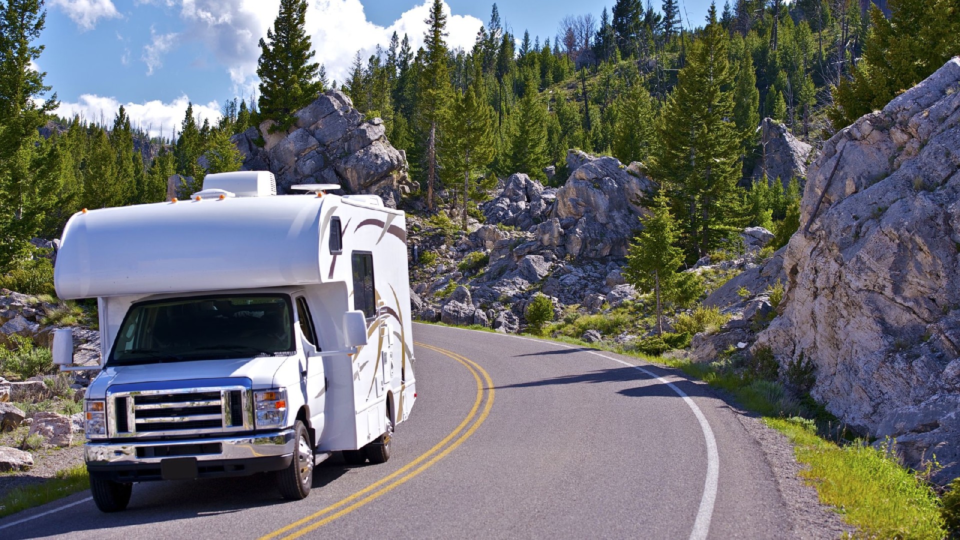Travel Trailer Problems: All Common RV Problems and How to Fix them
